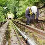 linea-di-vita-a-rotaia-inclinata-combirail-vertic